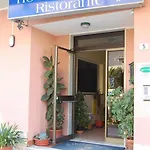 Hotel Aurora
