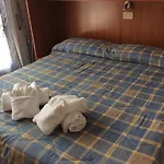 Hotel Aurora 2*