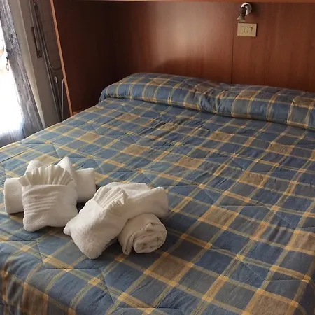 Hotel Aurora 2*